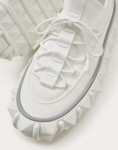 maison-valentino-graig-green-valentino-garavani-rockstudx-©-Photo-Courtesy-of-Valentino-salutlesgarcons