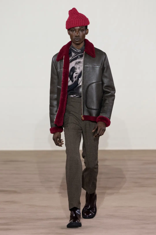 Paulsmithhiver22-parisfashionweekmasculine-credit-photos-©-Paul-smith-mespromenades-salutlesgarcons-003