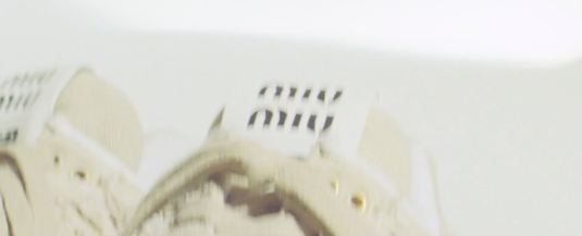 New-balance-x-miu-miu-la-construction-par-la-deconstruction-©-photo-credit-tyronelebon-mespromenades-salutlesgarcons.37.06