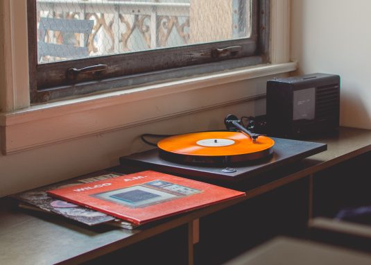 prmnds-n25-promenade-passion-fruit-©-photo-credit-travis-yewell-labandeajojo-mespromenades-salutlesgarcons-playlist