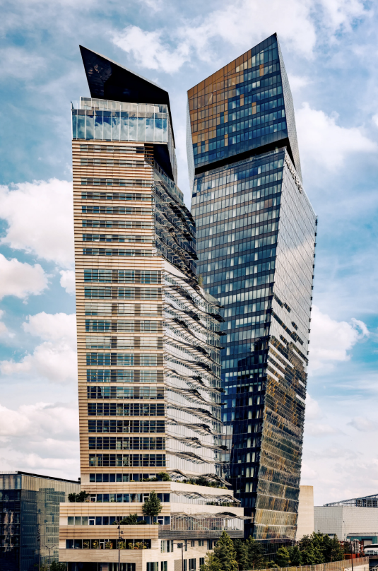 le-too-hotel-un-voyage-suspendu-au-dessus-de-paris-©-jerome-galland-salut-les-garçons-magazine