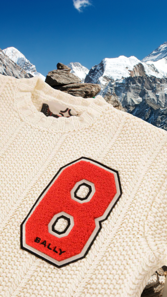 bally-celebre-le-70e-anniversaire-de-l-ascension-de-l-Everest-©-bally-salut-les-garçons-magazine-05
