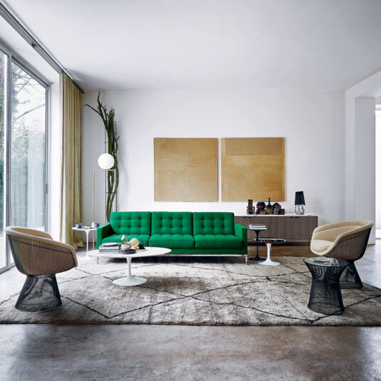 Florence-Knoll-le-beau-dans-lelegance-et-le-minimalisme-©-knoll-salut-les-garçons-magazine-Credenza
