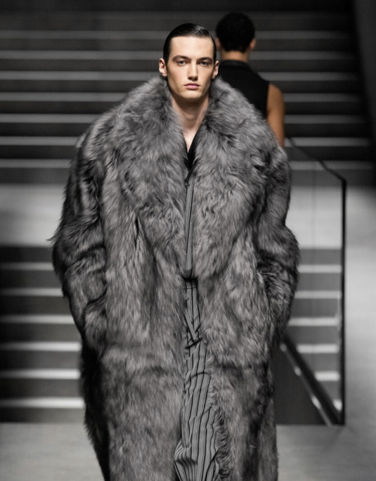 Dolce-Gabbana-Men-s-Fall-Winter-2024-25.27.29