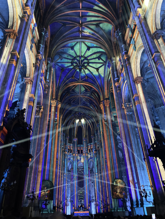 Luminiscence-experience-immersive-multisensorielle-eglise-saint-eustache-05