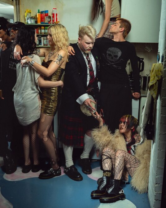 Dr-Martens-et-The-Great-Frog-campaign