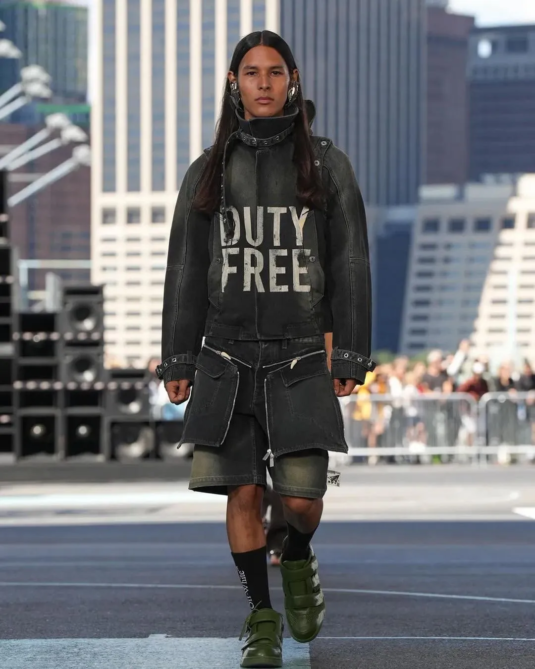 Off-white-SS25-menswear-new-york-fashion-week-04