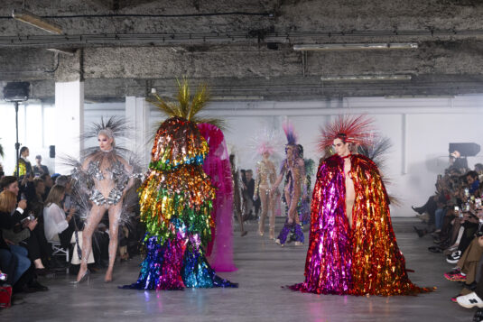 Germanier-evasion-poetique-entre-recyclage-et-influences-cosmiques-kevin-germanier-paris-fashion-week-credit-gregoire-avenel