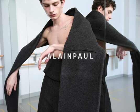 ALAINPAUL-presente-The-Rehearsal-sa-premiere-campagne-1