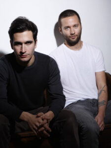 LOEWE-DEVOILE-SES-NOUVEAUX-DIRECTEURS-ARTISTIQUE-JACK-MCCOLLOUGH-LAZARO-HERNANDEZ