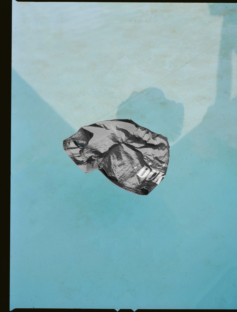 Duke-Dexter-SS25-campaign-This-must-be-the-place-ischia-01