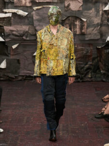 Maison-Margiela-sculpte-le-passé-avec-Artisanal-2025-Glenn-Martens-Salut-les-Garçons-magazine-Paris-Fashion-Week-credit-Maison-Margiela-4