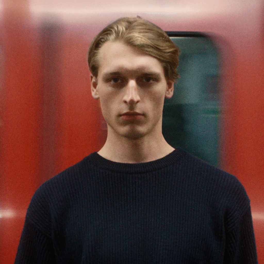 Simone-Bellotti-une-expérience-sonore-pour-Jil-Sander-wanderlust