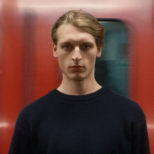 Simone-Bellotti-une-expérience-sonore-pour-Jil-Sander-wanderlust