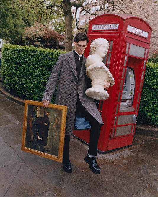 PAUL-SMITH-CAMPAIGN-AH25-02