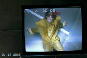 Saint-Laurent-SS26-la-nuit-comme-langage-visuel-Mark-Eydelshteyn-01