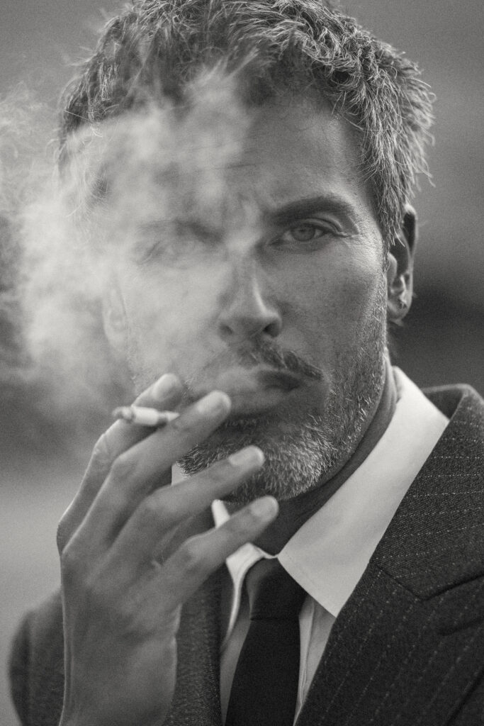 AGAINST-THE-WIRE-Pascal-Bier-par-Charl-Marais-cover-story-cape-town-05