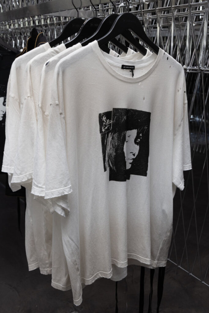 ann-demeulemeester-h-lorenzo-capsule-ss26-vinyle