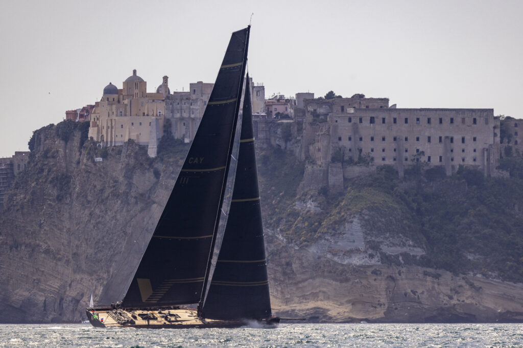 Loro-Piana-la-voile-comme-culture-du-geste