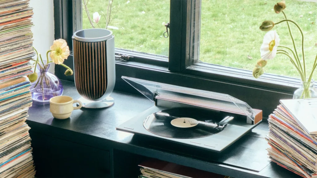 Beosystem-3000c-la-beauté-de-ce-qui-traverse-le-temps-bang-olufsen